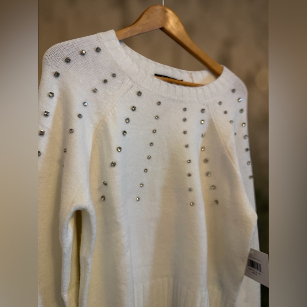 Ellen Tracy Ivory Sweater with Metallic Details - Picture 4 of 11